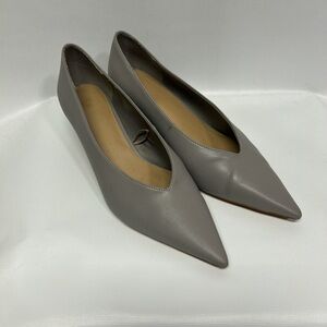 H&M Chic Gray Pointed Flats